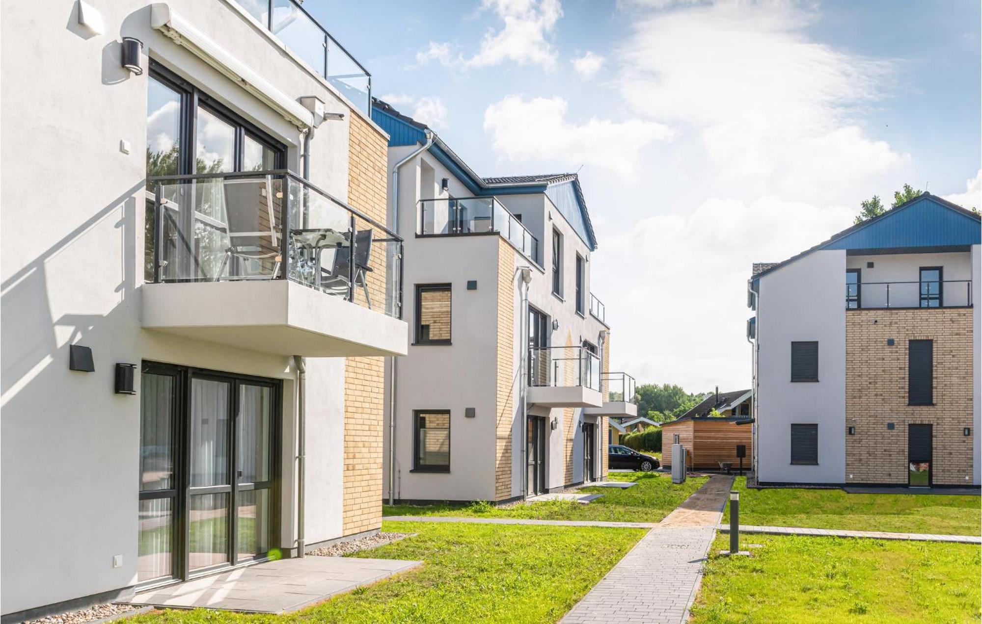 Nice Apartment In Rechlin With House Sea View Buitenkant foto